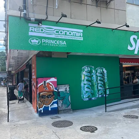 Apartamento studio em Copacabana Rio de Janeiro Bem localizado perto da praia-2